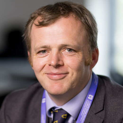 Portrait photo of Raphael Heffron
