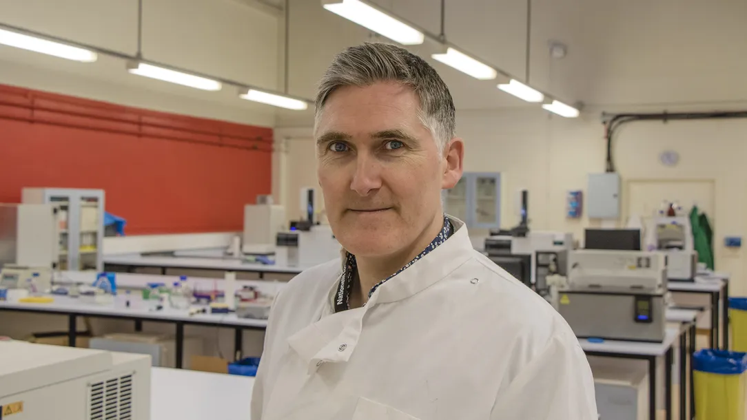 Portrait photo of Craig MacKenzie