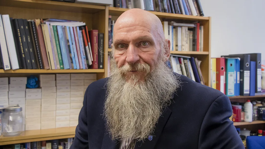 Portrait photo of Matthew Ward