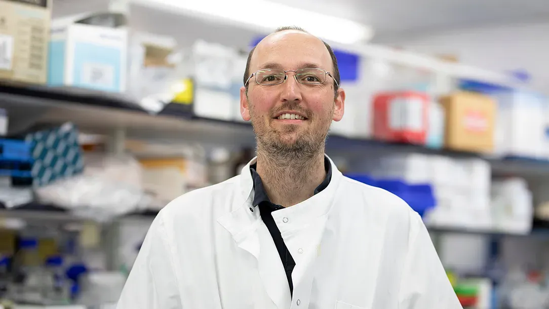 Andy Howden in a lab