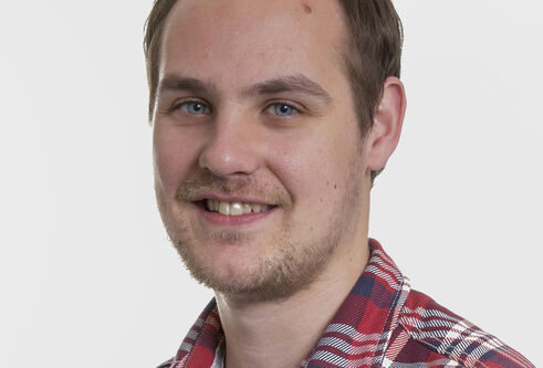 Portrait photo of Harry Hebert