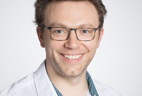 Portrait photo of Piers Hemsley