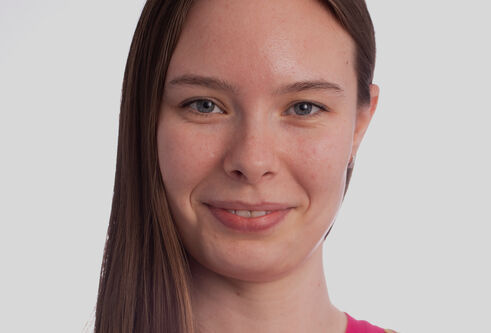 Portrait photo of Merete Long