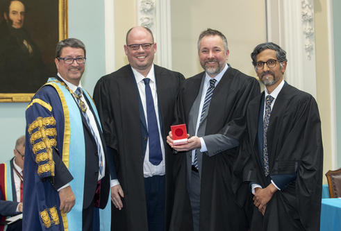 dundee team receiving the Dundas award