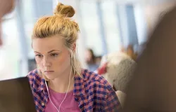 Student in an IT suite