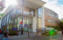 Dundee University Library