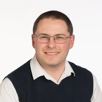 Portrait photo of Allan Kennedy