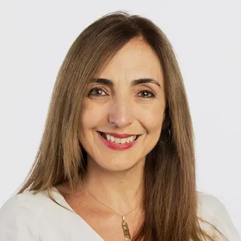 Portrait photo of Ana Bastida