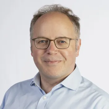 Portrait photo of Andrew Allan