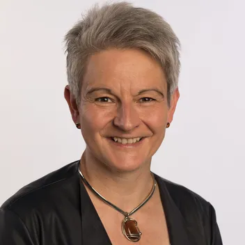 Portrait photo of Anja Johansen