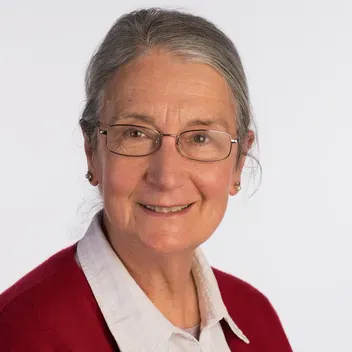 Portrait photo of Ana Schor