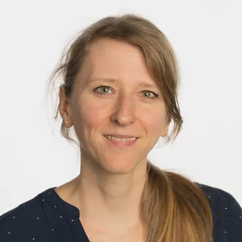 Portrait photo of Anne Keitel