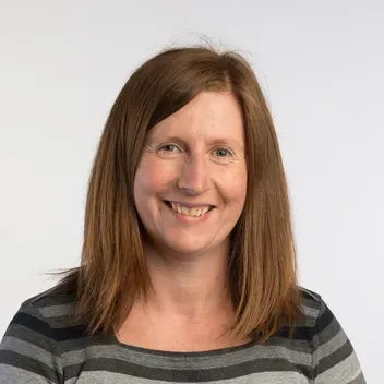 Portrait photo of Beverley Smeaton