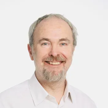 Portrait photo of Colin Palmer