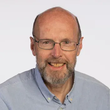 Portrait photo of Grahame Hardie