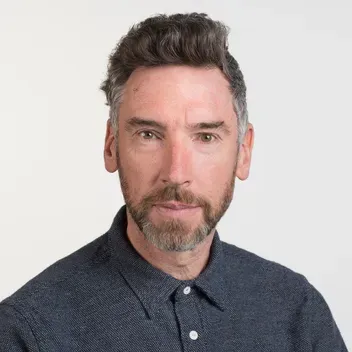 Portrait photo of Edward Summerton