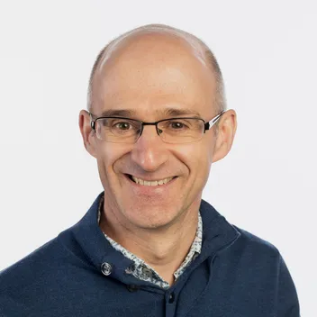 Portrait photo of Edward Hall