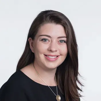 Portrait photo of Emma Alexander