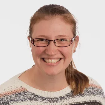 Portrait photo of Erin Butterfield