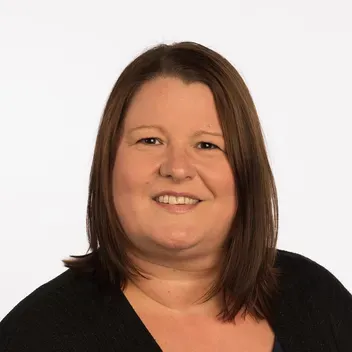 Portrait photo of Gillian Clark