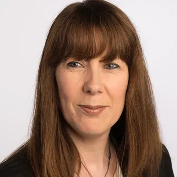 Portrait photo of Jackie Ritchie