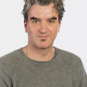 Portrait photo of Jens Januschke