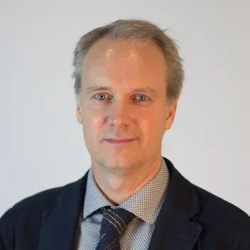 Portrait photo of Joe Thurrott