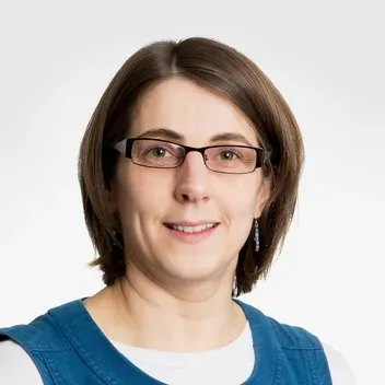 Portrait photo of Katy Daniels