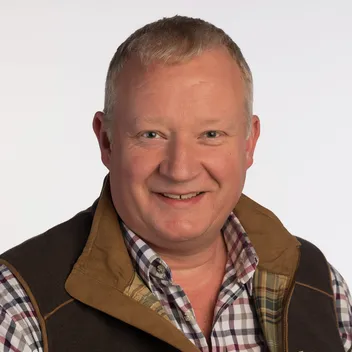 Portrait photo of Kevin Reid