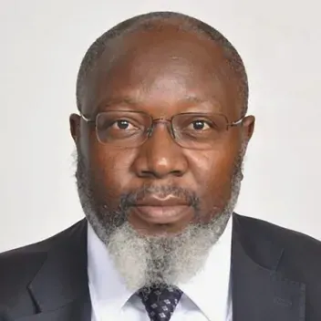 Portrait photo of Leonard Kalindedafe