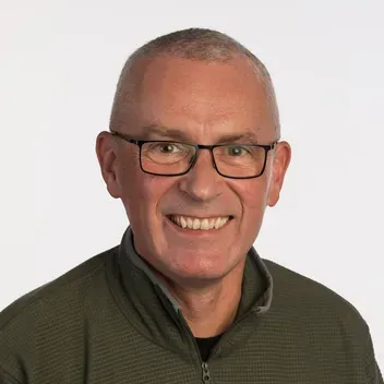 Portrait photo of Malcolm Finnie