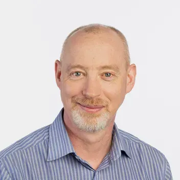 Portrait photo of Mark Stephenson