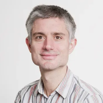 Portrait photo of Michael Bluett