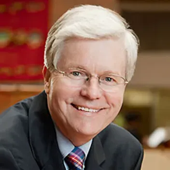 Portrait photo of Owen Anderson