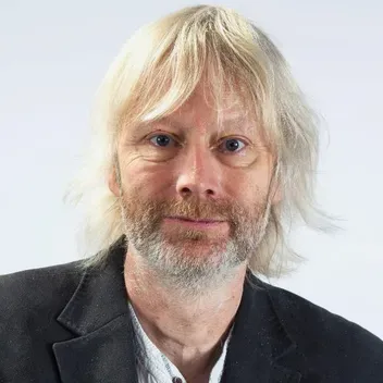 Portrait photo of Paul Allanson