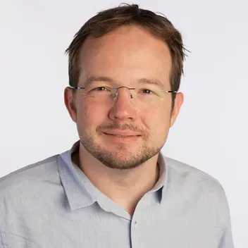 Portrait photo of Stefan Wackerow