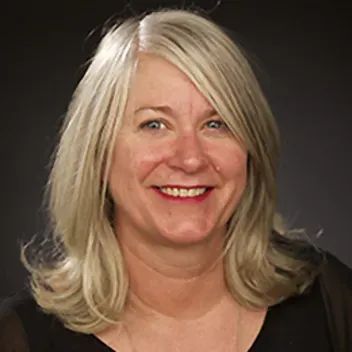 Portrait photo of Viv McGuire