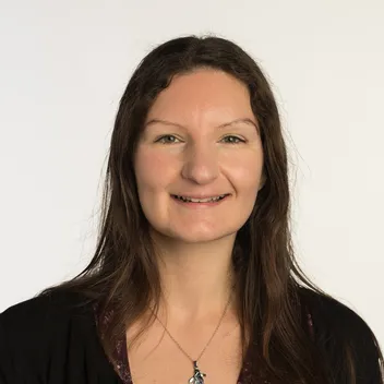 Portrait photo of Yvonna Evans