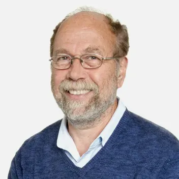 Portrait photo of Roland Wolf