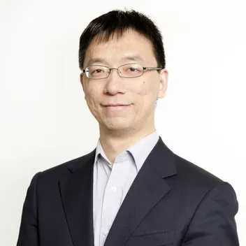Portrait photo of Weihua Meng