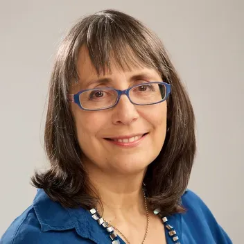 Portrait photo of Ruth Floate