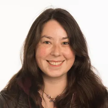 Portrait photo of Eleanor Smith