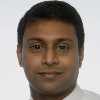 Portrait photo of Gautham Sivamurthy