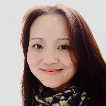 Portrait photo of Sophia Hao