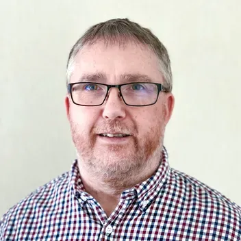 Portrait photo of Brian Peacock