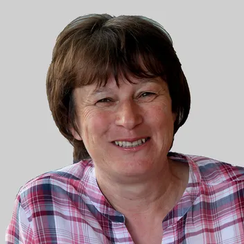 Portrait photo of Doreen Cantrell