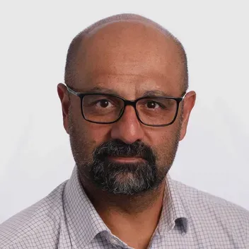 Portrait photo of Iqbal Malik