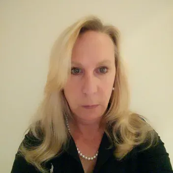 Portrait of Jennifer Considine