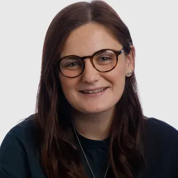 Portrait of Amy Stewart