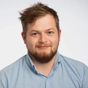 Portrait photo of Andrew Hamilton